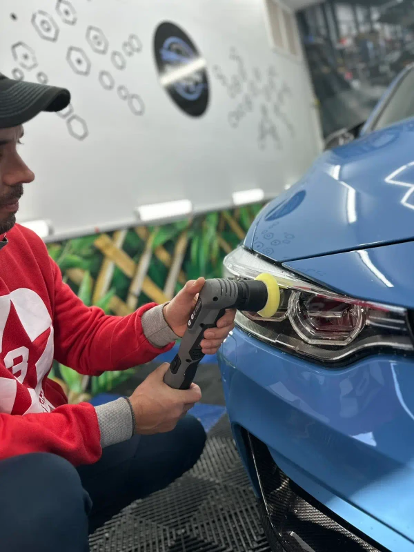 Машинно полиране и възстановяване на фарове — Detailing Center Yambol